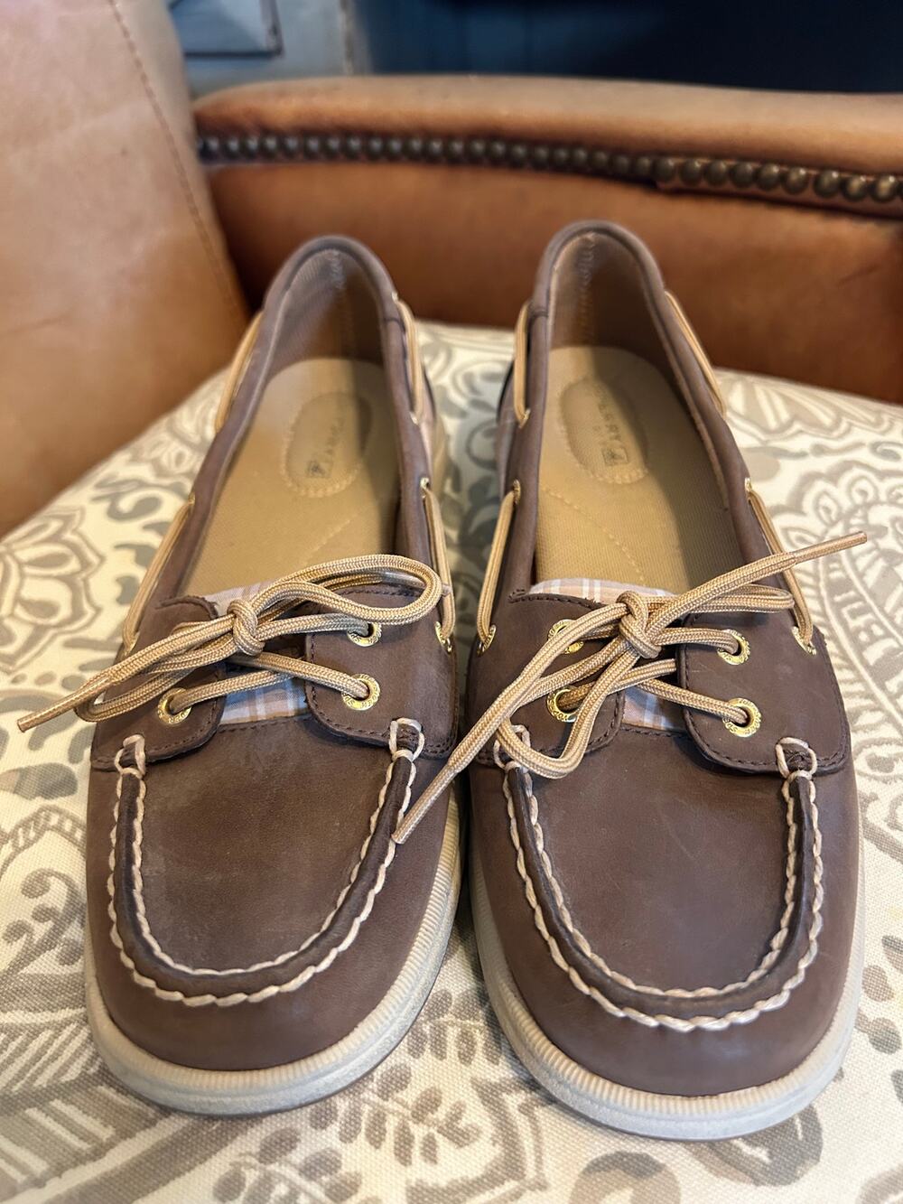 Sperry's women's boat shoe brown leather plaid size 9